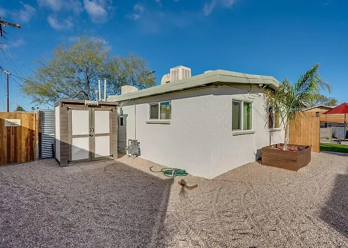 Chic Duplex In 1 Of 2 Сasa de vacaciones Tucson