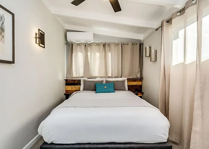 Chic Duplex In 1 Of 2 Сasa de vacaciones