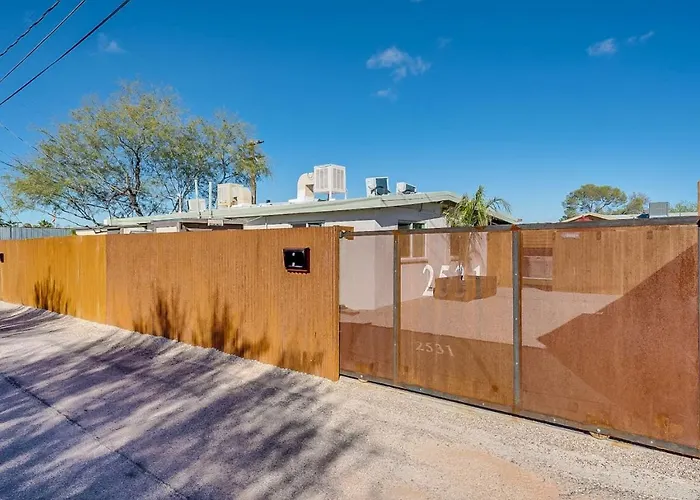 Chic Duplex In 1 Of 2 * Tucson